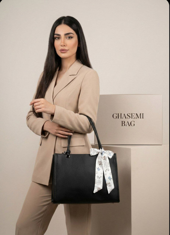 کیف چرم دوشی زنانه کد ۱۰۶۶